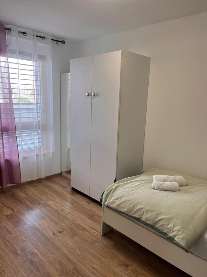 Appartement Red Jardin Tres Calme Saint-Louis  Bagian luar foto